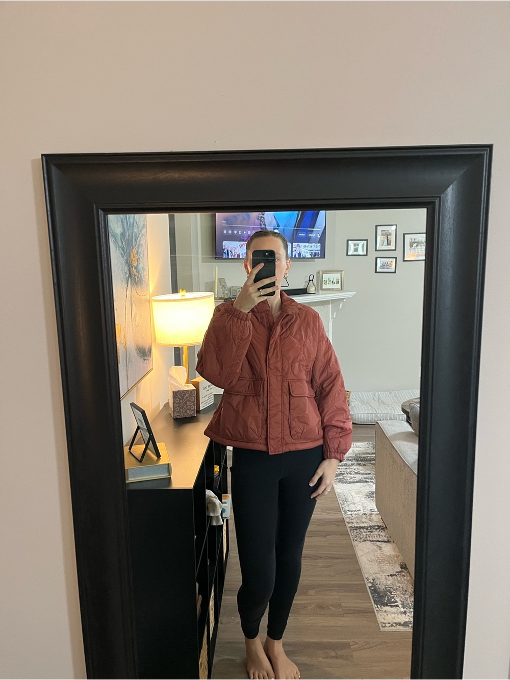 NWT Old Navy Women's Quilted Puffer Jacket in Rust - Picture 2 of 7